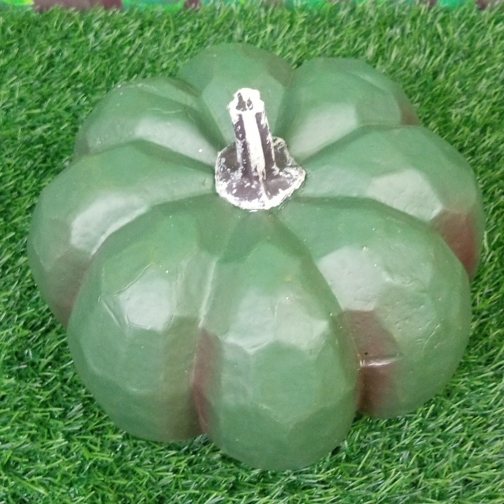 🍂 Fall Green Pumpkin Decor
